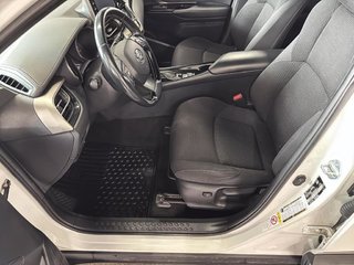 Toyota C-HR  2019 à Saint-Hyacinthe, Québec - 9 - w320h240px