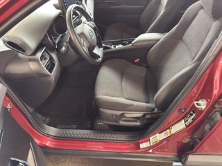 Toyota C-HR  2019 à Saint-Hyacinthe, Québec - 9 - w320h240px