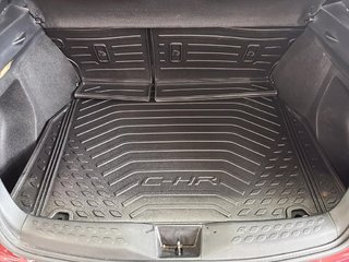 Toyota C-HR  2019 à Saint-Hyacinthe, Québec - 6 - w320h240px