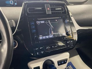 2018 Toyota Prius in Saint-Hyacinthe, Quebec - 17 - w320h240px