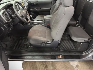 Toyota Tacoma  2017 à Saint-Hyacinthe, Québec - 9 - w320h240px
