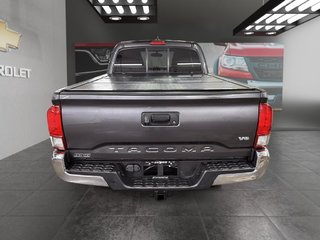 Toyota Tacoma  2017 à Saint-Hyacinthe, Québec - 3 - w320h240px