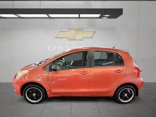 2008 Toyota YARIS in Saint-Hyacinthe, Quebec - 5 - w320h240px