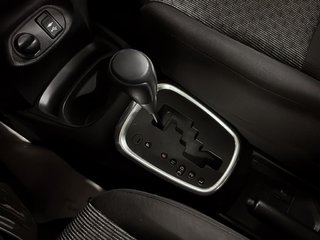 Toyota Yaris  2015 à Saint-Hyacinthe, Québec - 14 - w320h240px