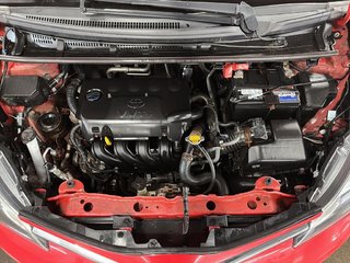 Toyota Yaris  2015 à Saint-Hyacinthe, Québec - 7 - w320h240px