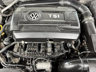 Volkswagen Jetta  2017 à Saint-Hyacinthe, Québec - 3 - w320h240px
