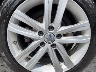 2017 Volkswagen Jetta in Saint-Hyacinthe, Quebec - 16 - w320h240px