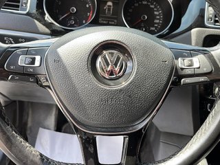 Volkswagen Jetta  2017 à Saint-Hyacinthe, Québec - 11 - w320h240px