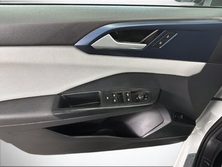 Volkswagen TAOS  2022 à Saint-Hyacinthe, Québec - 11 - w320h240px
