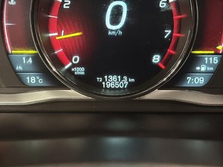 2015 Volvo XC60 in Saint-Hyacinthe, Quebec - 15 - w320h240px