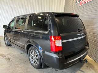 2016 Chrysler Town & Country S**STOW & GO**7 PASSAGERS**CAMERA RECUL**BLUETOOTH**CRUISE in Saint-Eustache, Quebec - 3 - w320h240px