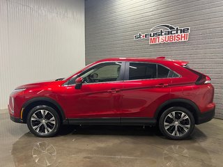 Mitsubishi ECLIPSE CROSS SE**À PARTIR DE 0.9%**S-AWC**VOLANT CHAUFFANT** 2022 à Saint-Eustache, Québec - 2 - w320h240px