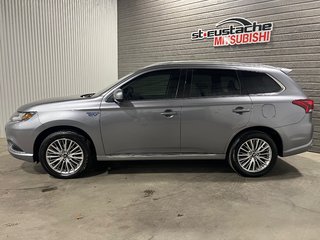 2019 Mitsubishi OUTLANDER PHEV LE**S-AWC**TOIT OUVRANT**CUIR/SUEDE**CARPLAY**MAGS in Saint-Eustache, Quebec - 2 - w320h240px