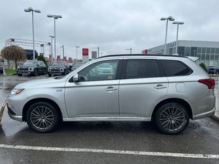 Mitsubishi OUTLANDER PHEV BLACK EDT**À PARTIR DE 0.9%**S-AWC**TOIT OUVRANT** 2022 à Saint-Eustache, Québec - 3 - w320h240px