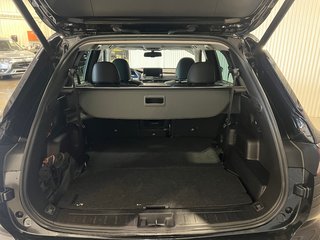 Mitsubishi OUTLANDER PHEV SEL**S-AWC**TAUX À PARTIR DE 0.9%**TOIT**CUIR**NAV 2023 à Saint-Eustache, Québec - 5 - w320h240px