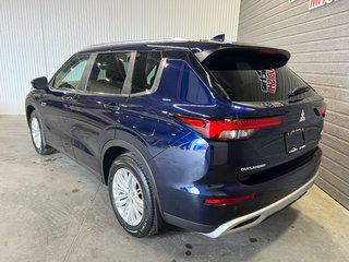 2024 Mitsubishi OUTLANDER PHEV LE**TAUX À PARTIR DE 0.9%**S-AWC**TOIT OUVRANT** in Saint-Eustache, Quebec - 3 - w320h240px