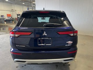 2024 Mitsubishi OUTLANDER PHEV LE**TAUX À PARTIR DE 0.9%**S-AWC**TOIT OUVRANT** in Saint-Eustache, Quebec - 4 - w320h240px