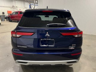 Mitsubishi Outlander Plug-In Hybrid PHEV SE**S-AWC**TAUX À PARTIR DE 0.9%**TOIT PANO** 2025 à Saint-Eustache, Québec - 4 - w320h240px