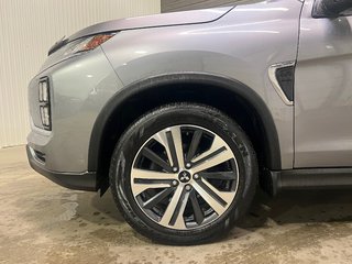 Mitsubishi RVR SEL**AWD/4X4**CARPLAY**CRUISE**BANCS CHAUFFANTS** 2020 à Saint-Eustache, Québec - 4 - w320h240px