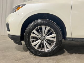 Nissan Pathfinder SV TECH** 4 PNEUS HIVER SUR RIMS INCLUS**4X4/AWD** 2020 à Saint-Eustache, Québec - 6 - w320h240px