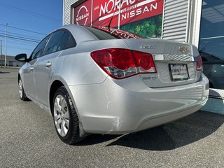 2014 Chevrolet Cruze 2LS in Amos, Quebec - 5 - w320h240px