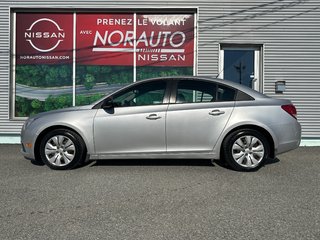 2014 Chevrolet Cruze 2LS in Amos, Quebec - 3 - w320h240px