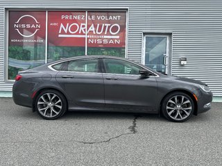 Chrysler 200 C AWD 2015 à Amos, Québec - 4 - w320h240px