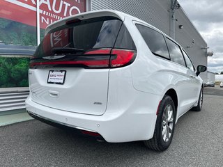 2023 Chrysler Pacifica Touring L AWD in Amos, Quebec - 6 - w320h240px