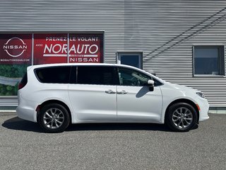 2023 Chrysler Pacifica Touring L AWD in Amos, Quebec - 4 - w320h240px