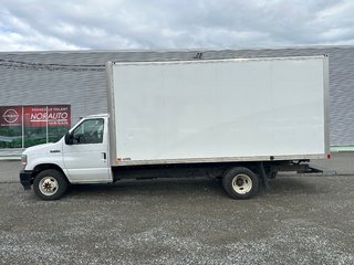 Ford E-Series Cutaway Cube 16 pieds 2023 à Amos, Québec - 3 - w320h240px