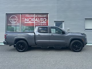 Nissan Frontier SV MIDNIGHT 4X4 2023 à Amos, Québec - 4 - w320h240px