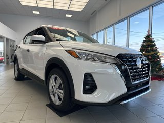 Nissan Kicks Play S 2025 à Amos, Québec - 2 - w320h240px