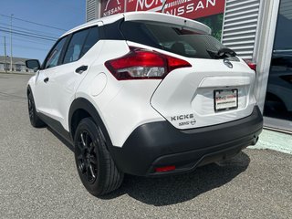 2018 Nissan Kicks S in Amos, Quebec - 5 - w320h240px