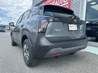 Nissan Kicks S AWD 2026 à Amos, Québec - 3 - w320h240px
