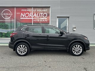 2023 Nissan Qashqai SV AWD in Amos, Quebec - 4 - w320h240px
