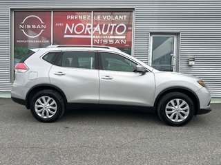 Nissan Rogue S AWD 2015 à Amos, Québec - 4 - w320h240px