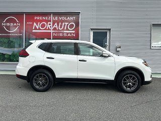 Nissan Rogue S AWD 2017 à Amos, Québec - 4 - w320h240px