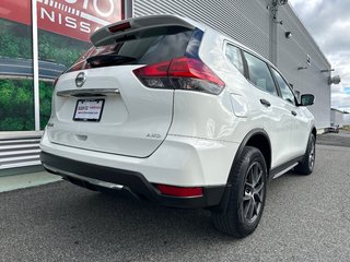 Nissan Rogue S AWD 2017 à Amos, Québec - 6 - w320h240px