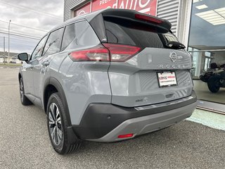 2021 Nissan Rogue SV PRIVILÈGE AWD in Amos, Quebec - 5 - w320h240px