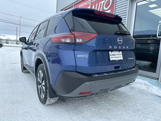 Nissan Rogue SV AWD 2023 à Amos, Québec - 5 - w320h240px