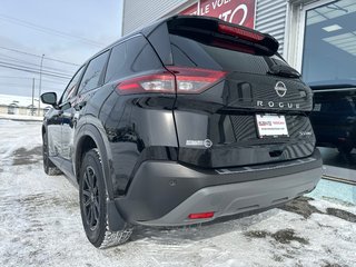 Nissan Rogue SV AWD 2023 à Amos, Québec - 5 - w320h240px