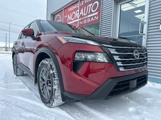 Nissan Rogue S AWD 2024 à Amos, Québec - 2 - w320h240px