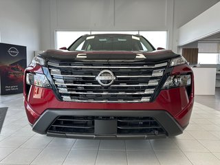 2025 Nissan Rogue SV MOONROOF in Amos, Quebec - 4 - w320h240px
