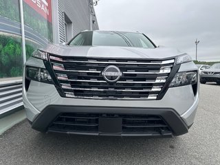 2025 Nissan Rogue SV MOONROOF in Amos, Quebec - 4 - w320h240px