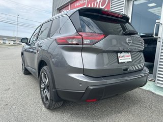 2025 Nissan Rogue SV PREMIUM in Amos, Quebec - 3 - w320h240px
