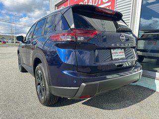 Nissan Rogue SV MOONROOF 2025 à Amos, Québec - 3 - w320h240px
