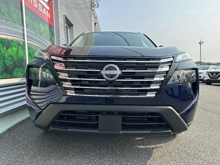 Nissan Rogue SV PREMIUM 2025 à Amos, Québec - 4 - w320h240px