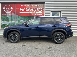 Nissan Rogue SV Moonroof 2026 à Amos, Québec - 2 - w320h240px