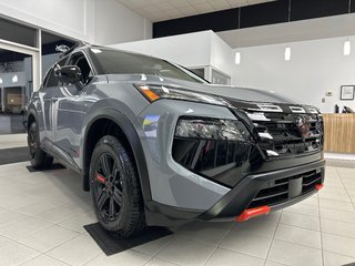 2026 Nissan Rogue Rock Creek in Amos, Quebec - 2 - w320h240px
