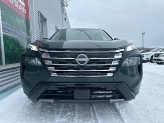 Nissan Rogue Platinum 2026 à Amos, Québec - 4 - w320h240px